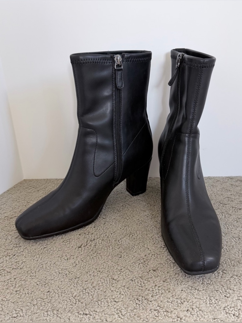 AEROSOLES Women’s Black Square Toe Mid-Calf Block Heel Boots Sz 7M